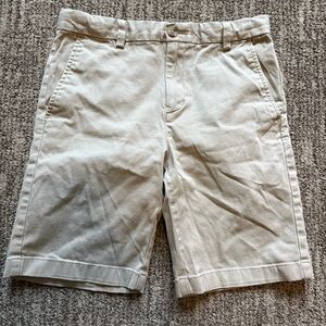 Vineyard Vines boys khaki shorts size 12